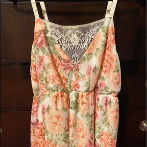 Torrid cami/tank peach/pink flowers w/lace